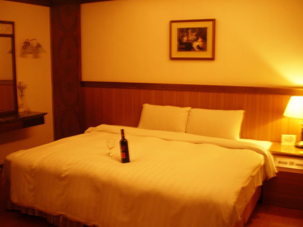Emperor Hotel Kaohsiung Habitación foto