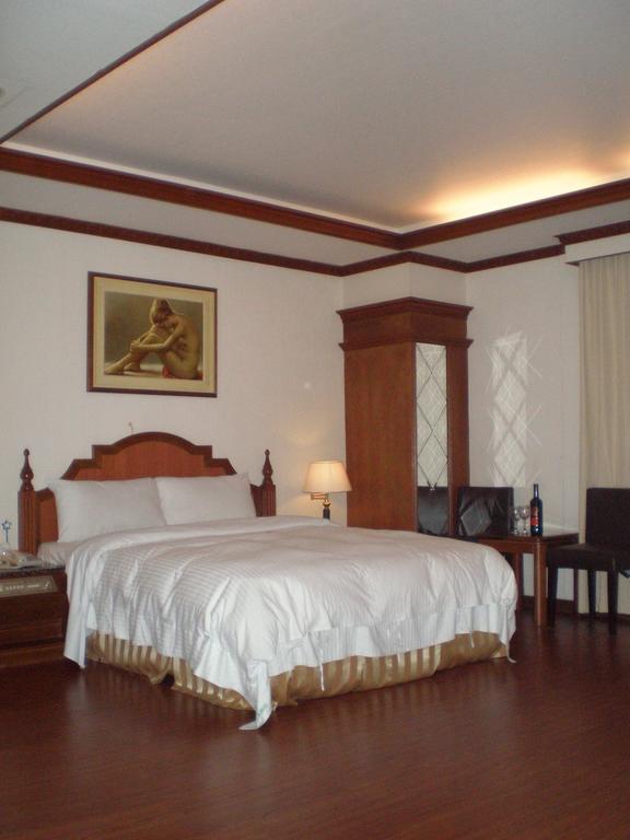 Emperor Hotel Kaohsiung Habitación foto