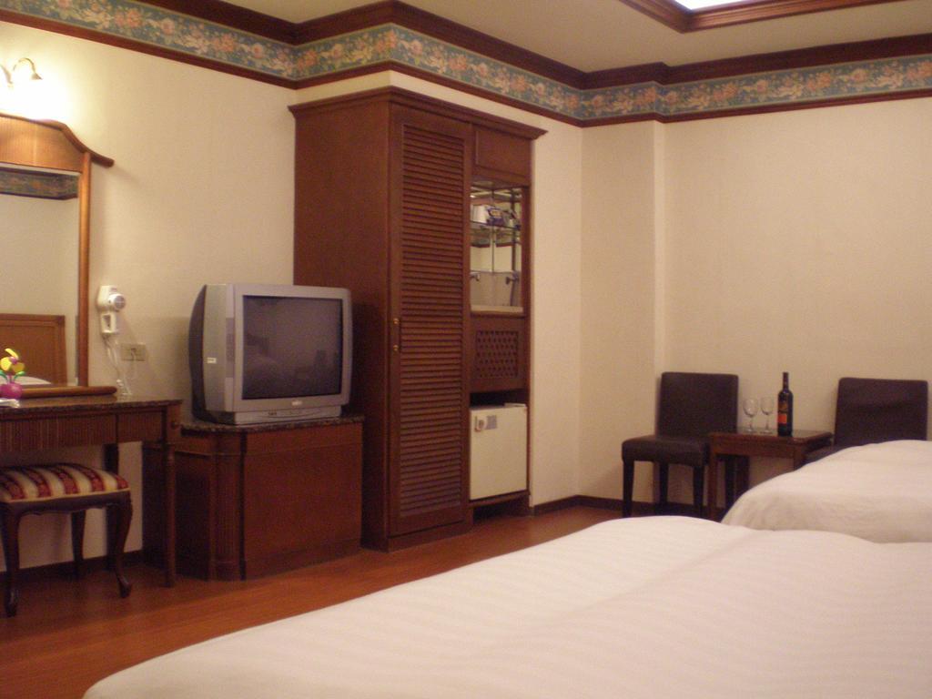 Emperor Hotel Kaohsiung Habitación foto
