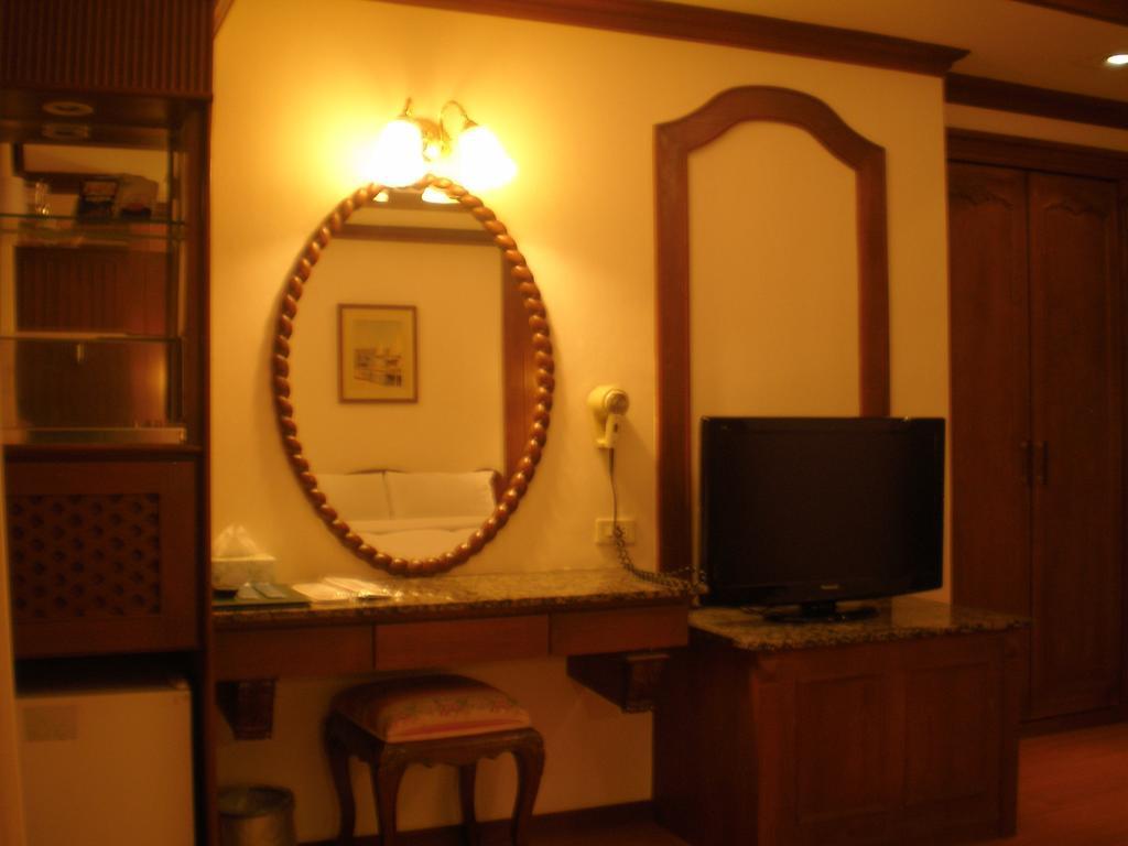 Emperor Hotel Kaohsiung Habitación foto